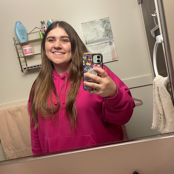 Meet your Posher, Tawney - Picture 2 of 2